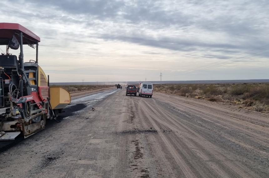 Invierten maacutes de 20000 millones en 14 obras viales en La Pampa