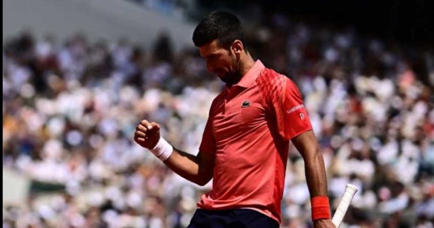 Novak Djokovic vencioacute a Carlos Alcaraz y estaacute en la final del Roland Garros