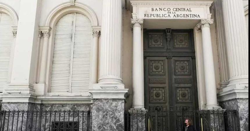 Consultoras que releva el BCRA estimaron 1489-en-porciento- de inflacioacuten para 2023