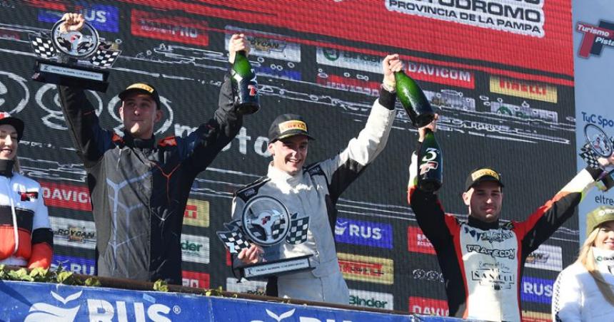 Martiacuten Chico festejoacute en el Autoacutedromo