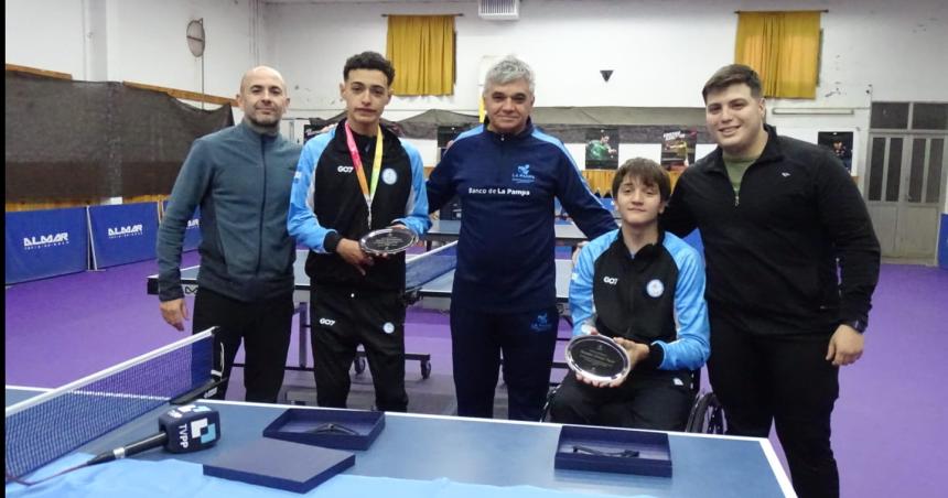 Reconocimiento a medallistas