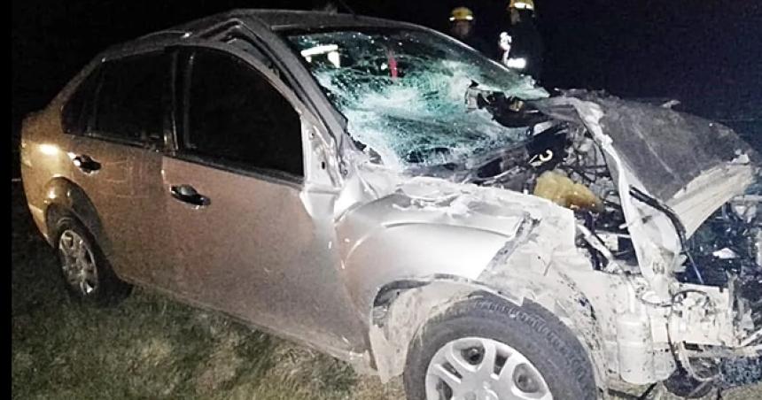 Un herido tras chocar un camioacuten desde atraacutes en la Ruta 35