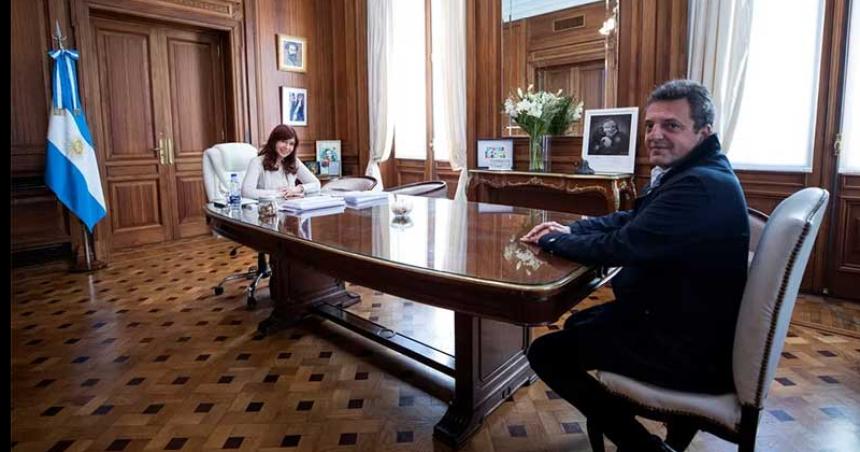 Reunioacuten clave para el FdT- Cristina recibioacute a Sergio Massa y a Wado de Pedro