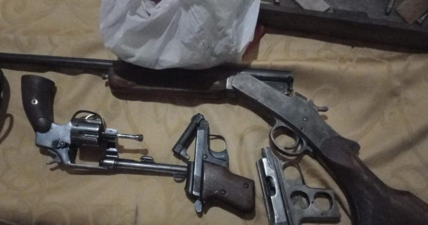 Secuestran armas y drogas en operativo contra el narcotraacutefico