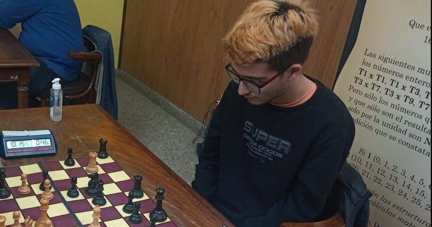 Joaquiacuten Llanos a un paso del tiacutetulo