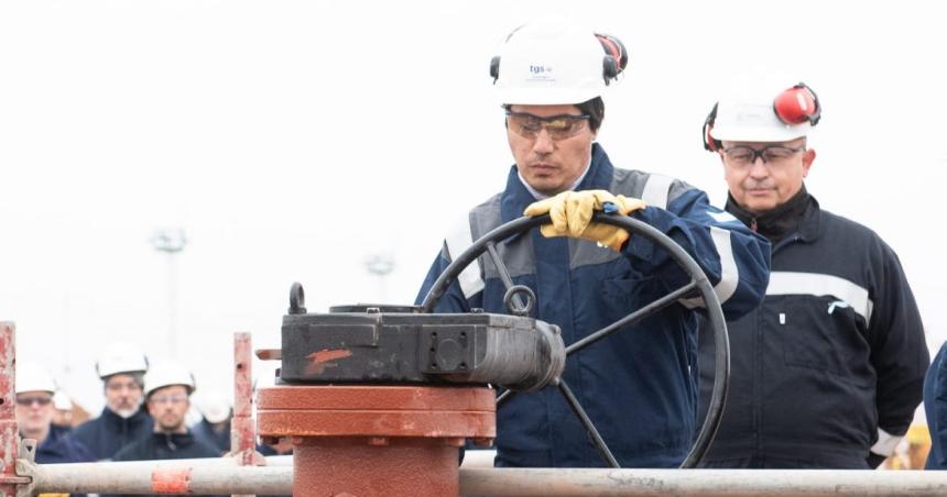 Se inicioacute el proceso de llenado del gasoducto Neacutestor Kirchner