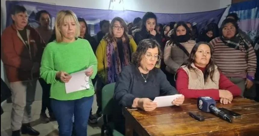 Feministas reclaman que todas las denuncias por violencia de geacutenero vayan a Fiscaliacutea