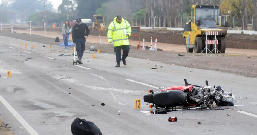 Murioacute un motociclista en un choque frontal en la Ruta 1