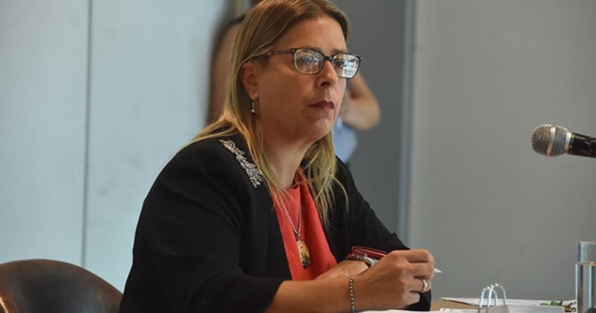 Condenan a un padre por golpear a su hija