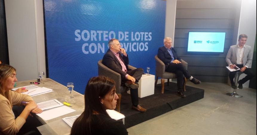 Se adjudicaron otros 43 lotes con servicios en Santa Rosa