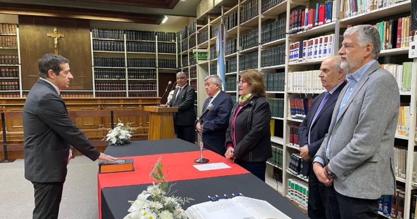 De Biasi asumioacute como juez