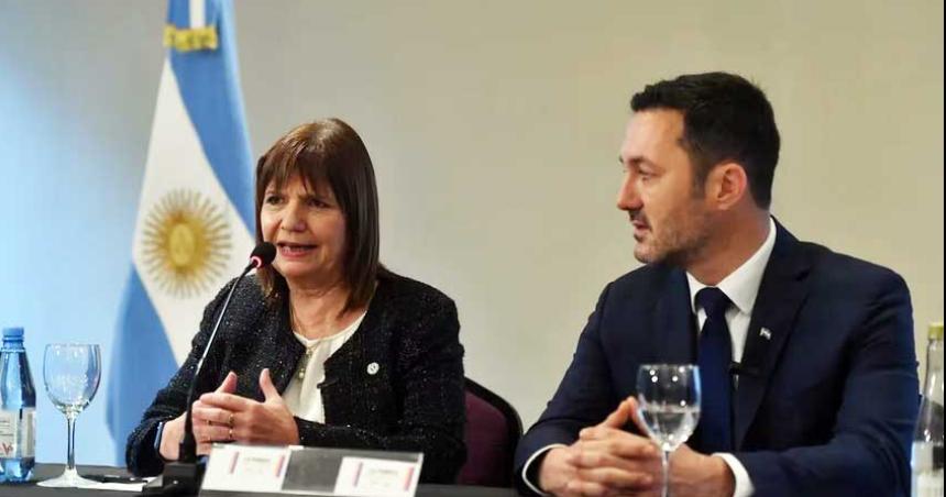 Bullrich presentoacute a Petri como su vice- Este cambio no va a ser tibio