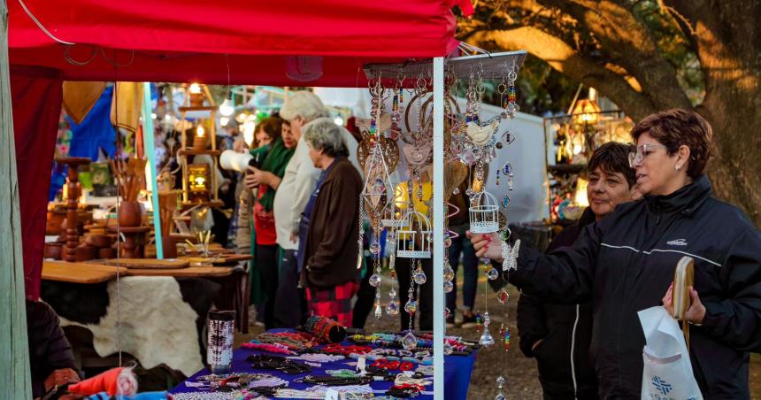 Feriarte se traslada al club San Martiacuten