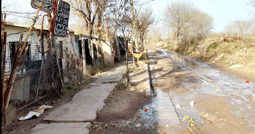 Una peacuterdida de liacutequido cloacales de varios meses en Zona Norte