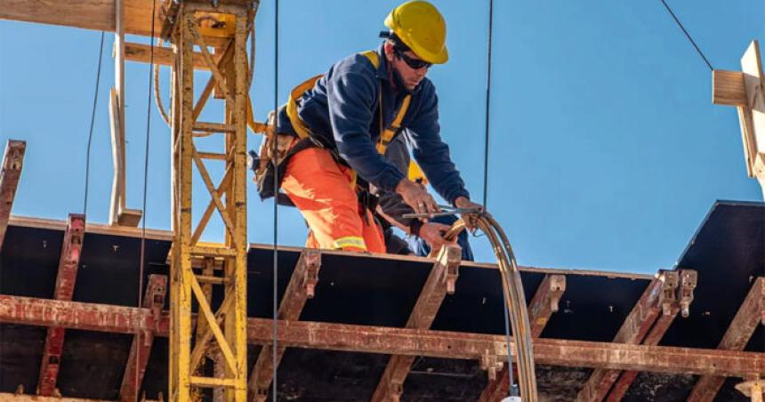 Empleo privado de la construccioacuten crecioacute un 369-en-porciento- en La Pampa