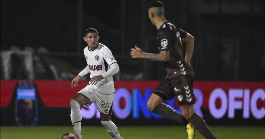 Lanuacutes y Veacutelez abren una nueva fecha
