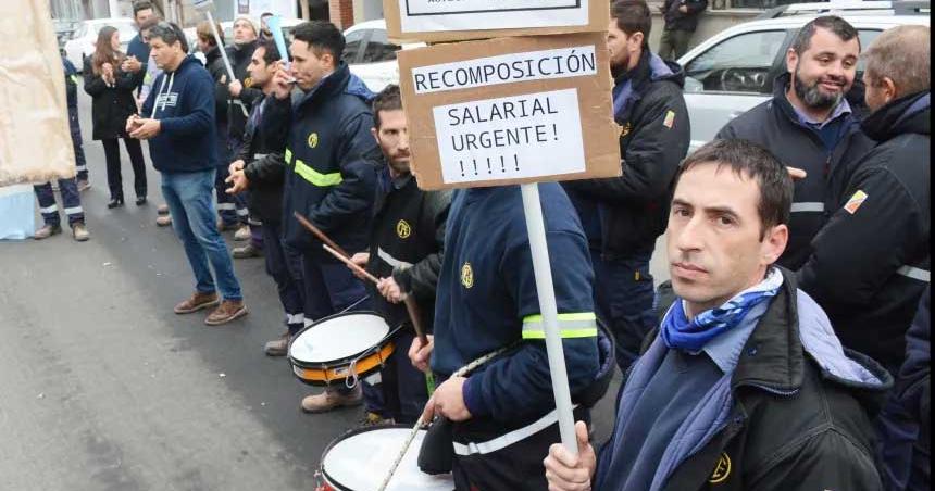 Luz y Fuerza repudioacute los descuentos a los autoconvocados de la CPE
