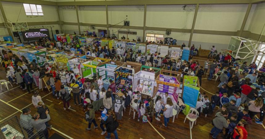 Alta concurrencia a la Feria provincial de Ciencias