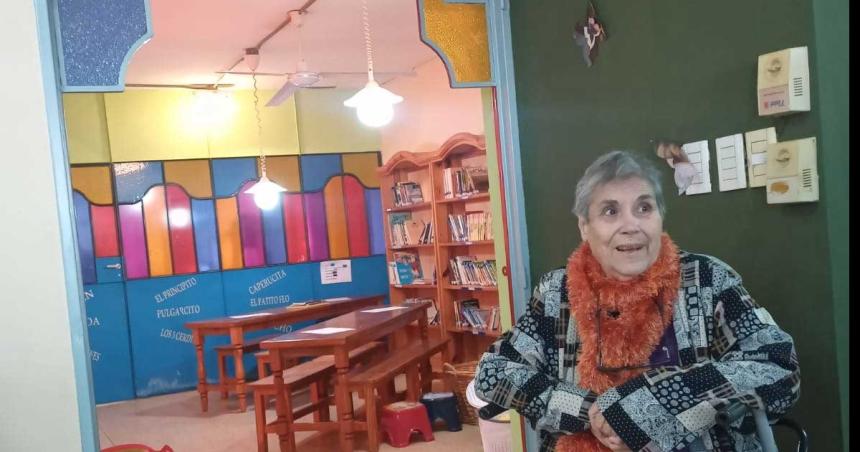 Inauguran sala de lectura en homenaje a una docente y bibliotecaria jubilada