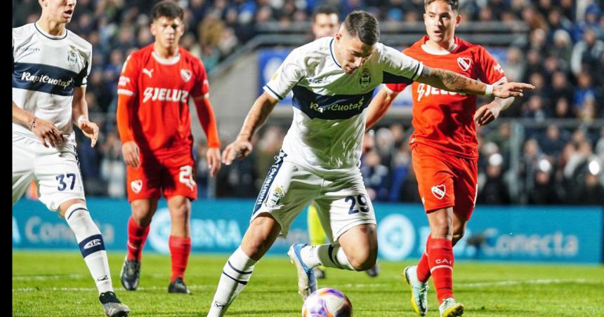 Agoacutenico empate de Gimnasia