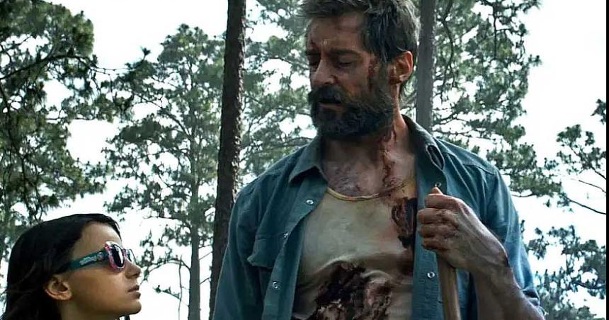 Hugh Jackman sorprendioacute con el nuevo traje de Wolverine en la primera foto de Deadpool 3