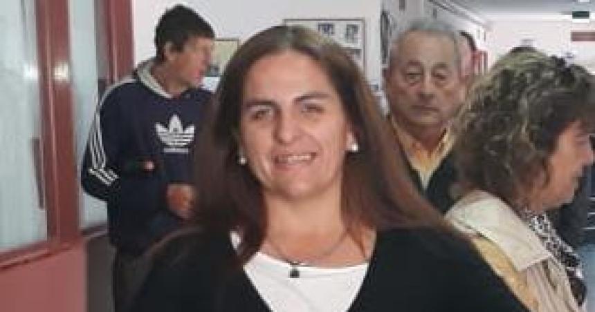 Castex- fue a reclamar a la Municipalidad y amenazoacute con incendiarla