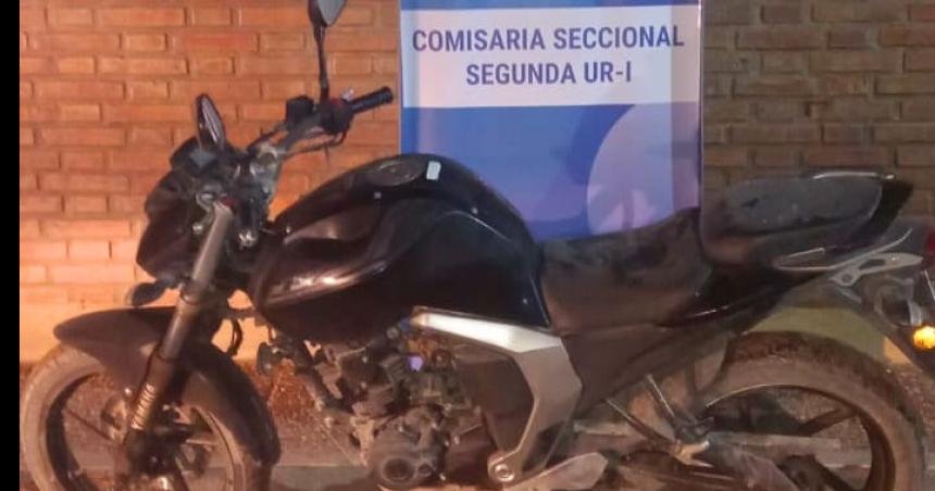 Demoran a un menor con una moto robada y de tiro