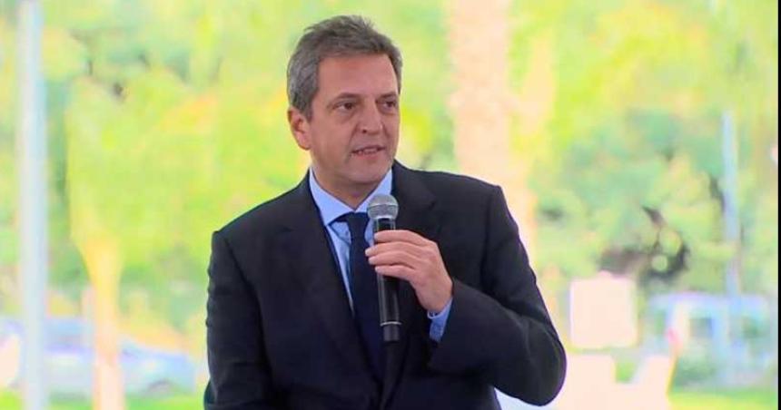 Massa anuncioacute medidas de deduccioacuten de impuestos para PyMEs