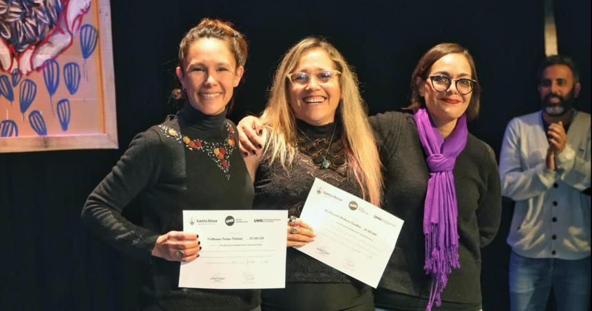 El municipio entregoacute certificados a egresados de diplomaturas y talleres