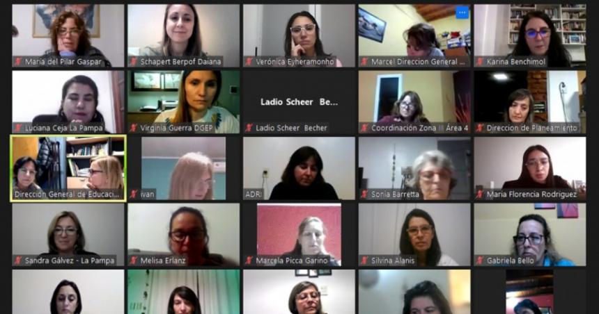 Alfabetizacioacuten- un proceso complejo puesto en debate