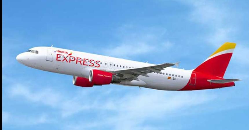 Conmocioacuten en un vuelo de Barcelona a Ezeiza- murioacute una mujer que viajaba con su hija