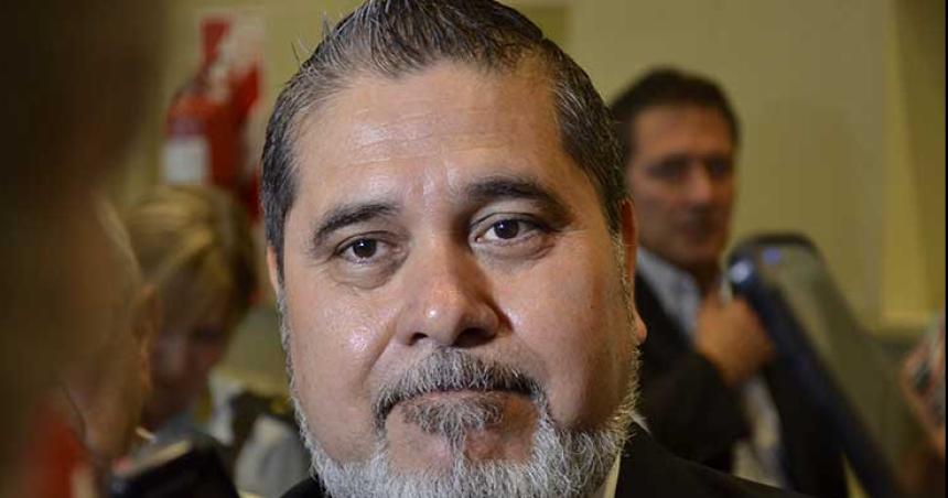 Renuncioacute el subsecretario de Culto