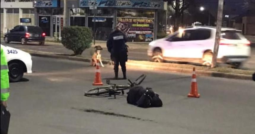 Una ciclista atropellada