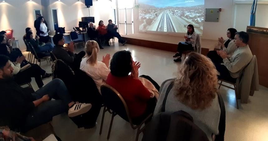 El Ministerio de la Mujer presentoacute el programa Constructoras