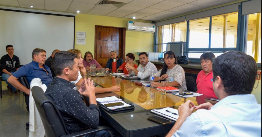 El Gobierno convocoacute a la paritaria estatal y docente para el 15