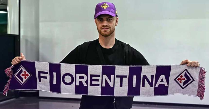 Lucas Beltraacuten fue presentado en Fiorentina- cuaacutento dinero recibiraacute River Plate