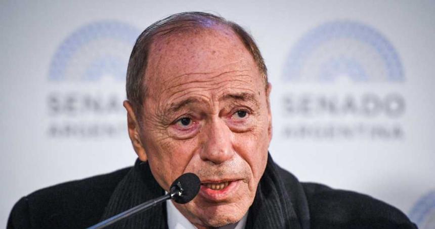 El Papa nombroacute a Zaffaroni en un nuevo organismo para investigar y promover los derechos sociales