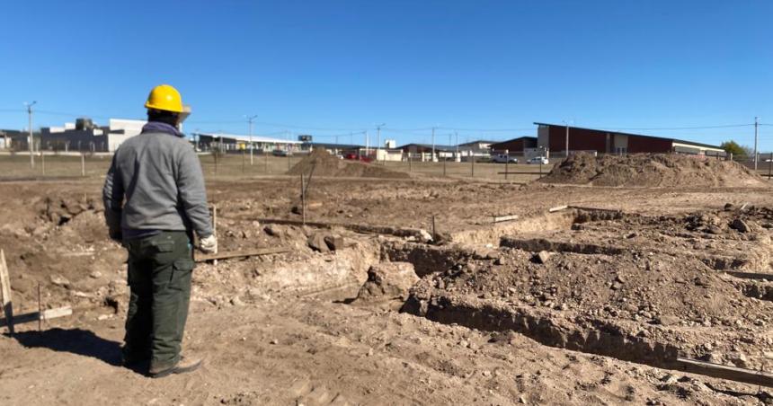 Comenzoacute la construccioacuten de la comisariacutea del Barrio Este