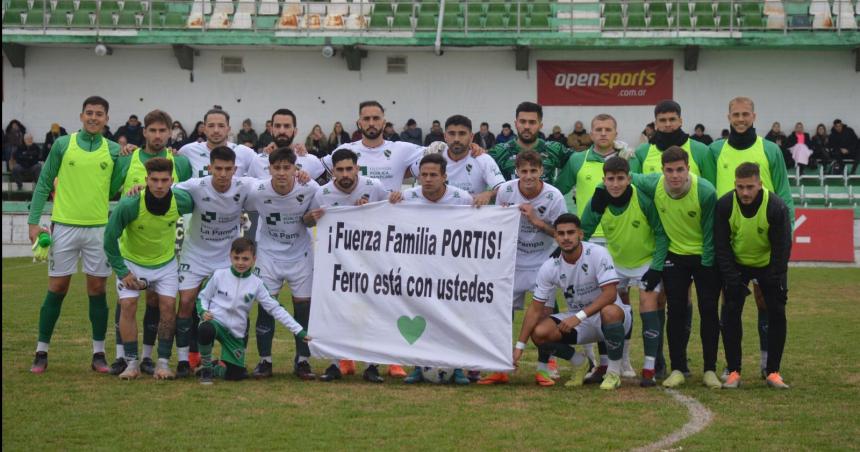 Ferro no pudo con el liacuteder