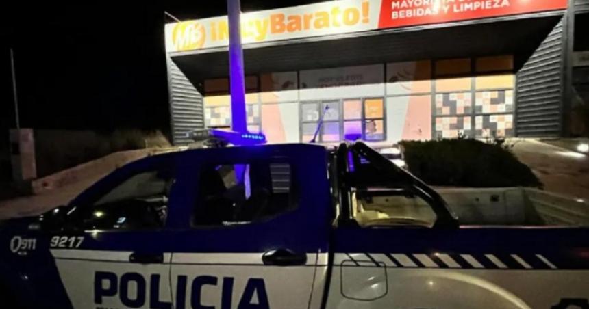 Diez detenidos en un intento de saqueo a un supermercado en Rio IV
