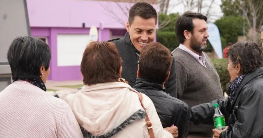 Tenemos que pedir disculpas y tomar decisiones poliacuteticas ya