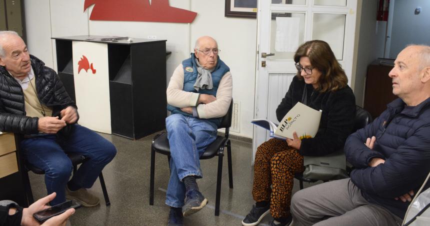 Armaron un consorcio hace siete antildeos pagaron el total y no les hacen el asfalto