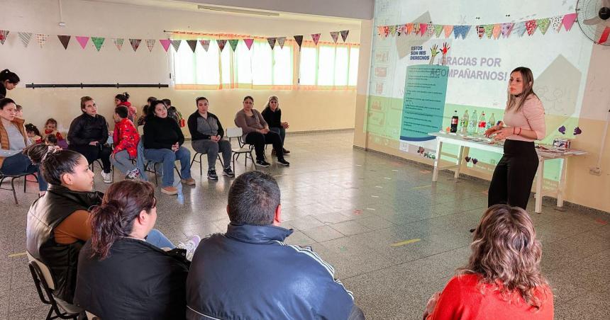 Pico- el municipio brindoacute talleres de alimentacioacuten en infancias 