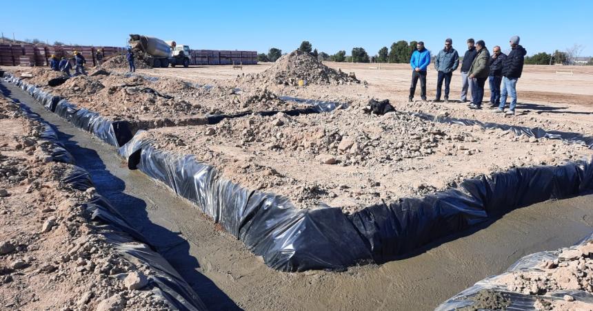 Iniciaron la construccioacuten de los cimientos del Hospital de La Adela
