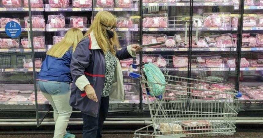 Inflacioacuten- advierten que los alimentos aumentaron maacutes de 10-en-porciento- en agosto