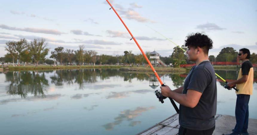 Disponen veda de pesca parcial en la laguna Don Tomaacutes