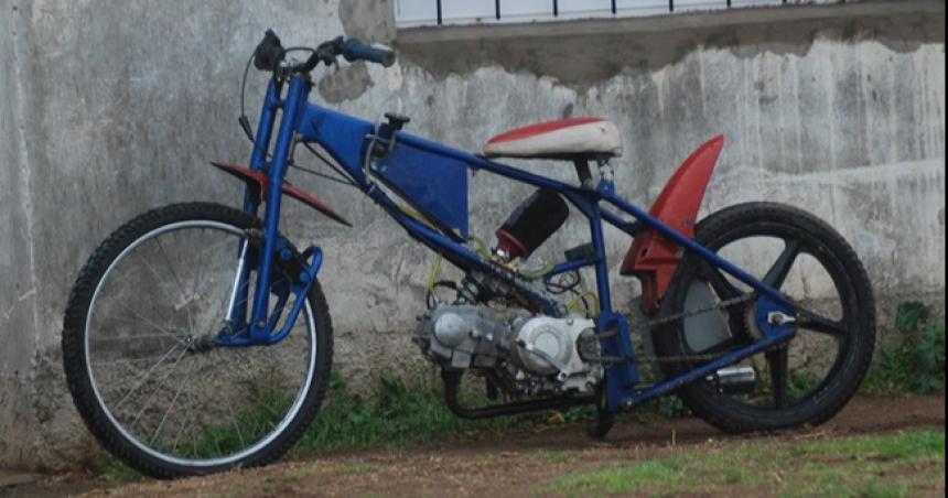 Una caiacuteda en moto dejoacute a un mecaacutenico en terapia intensiva