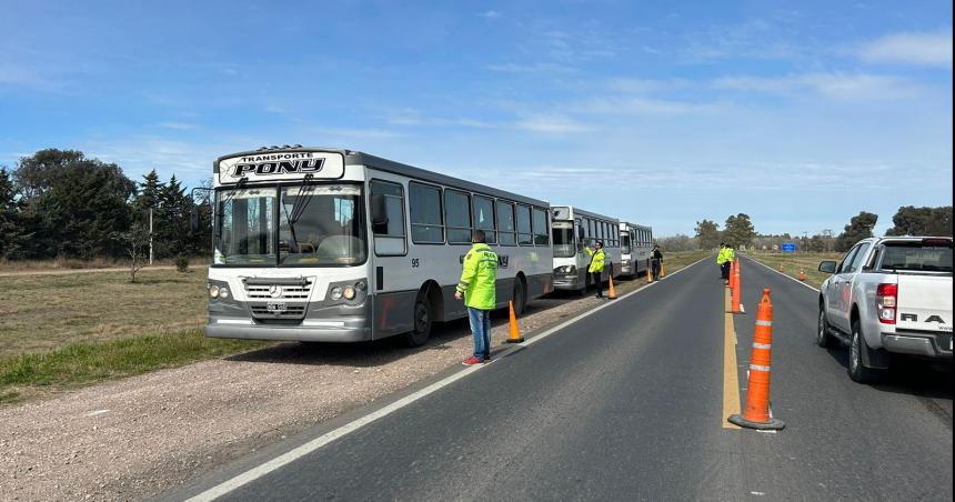 Realizaron controles por quejas sobre los colectivos que van a la Agroteacutecnica