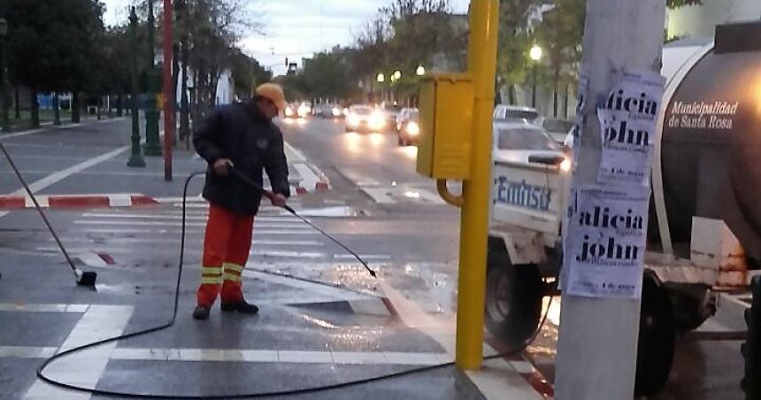 Un barrendero adquirioacute una enfermedad laboral y condenaron a la ART