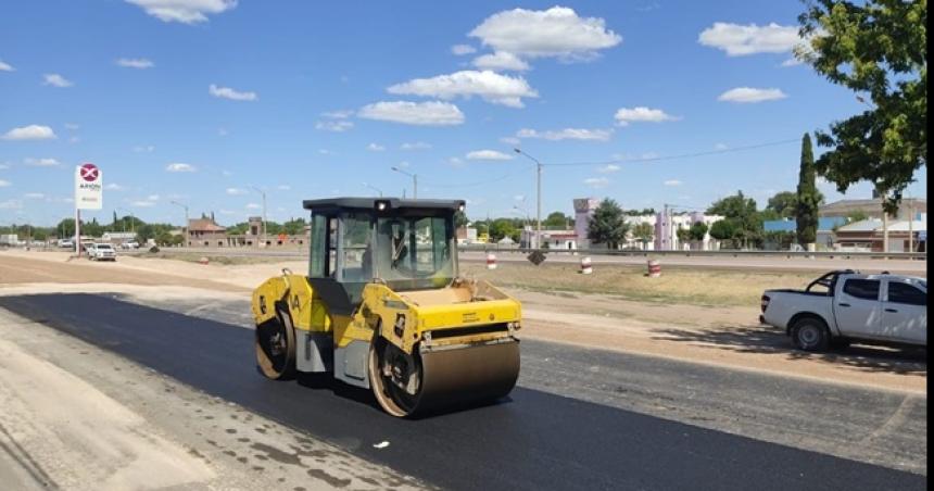 Provincia interviene para reactivar la obra de la Travesiacutea Urbana en General Acha
